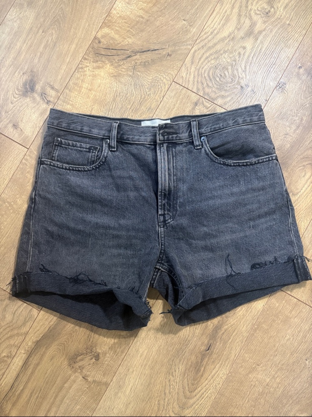 Everlane Washed Black Denim Cutoff Shorts size 30